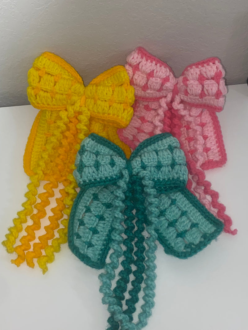Crochet bow